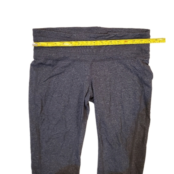 Prana Women's Grey Mid Rise Crop Workout Yoga Leggings‎ Size Large - Picture 3 of 5